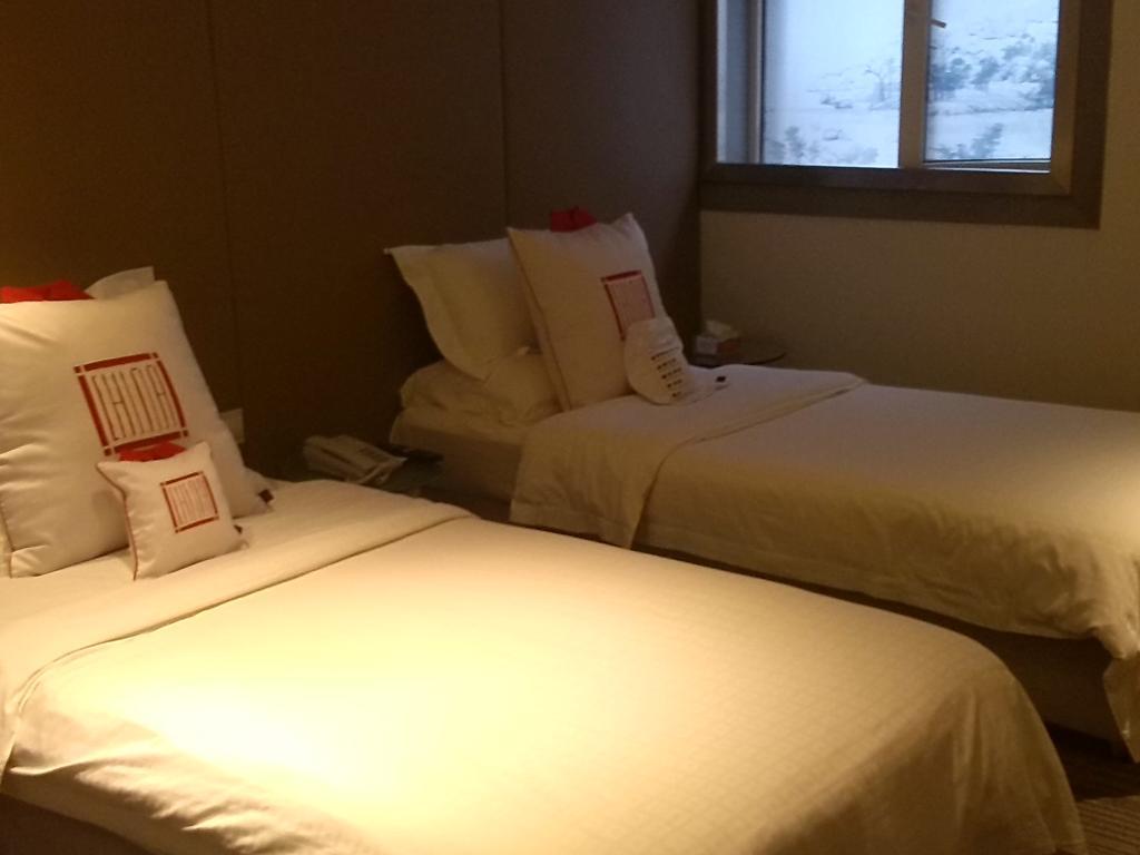China Community Culture & Art Hotel Csingtao Kültér fotó